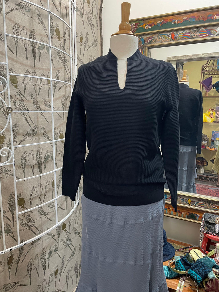 Unique V-Neck Ribbed Knit Sweater - Robin Boutique-Boutique 