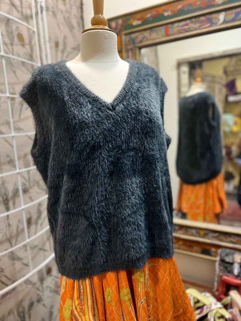 Luxurious Deep Charcoal Fur Knit Vest - Robin Boutique-Boutique 