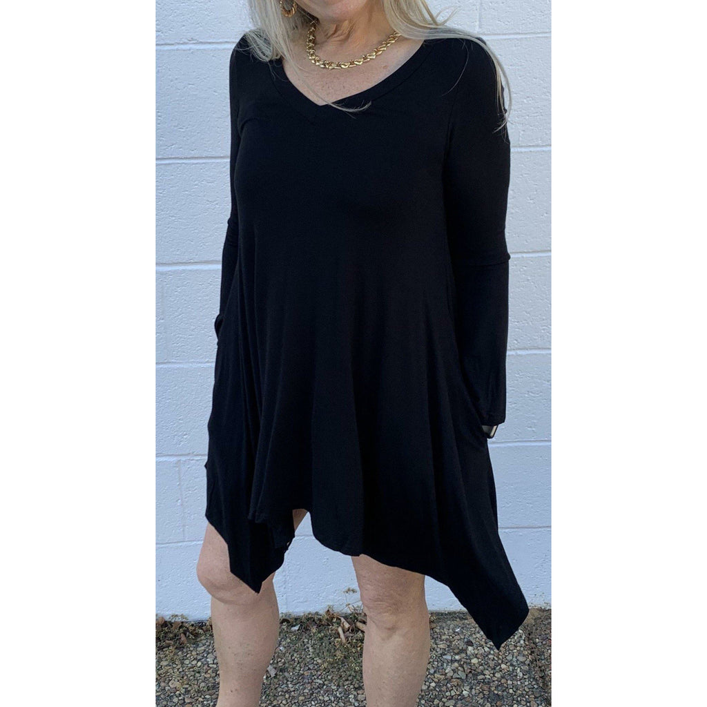 V-neck long sleeve tunic top with side pockets. Sizes S,M,L. - Robin Boutique-Boutique    &.  Reloved Fabrics